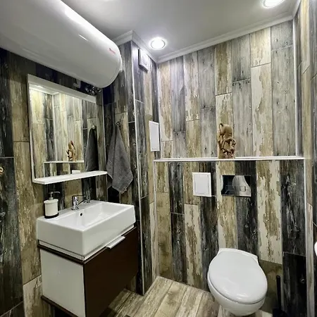 Апартаменты Flower House 7 *